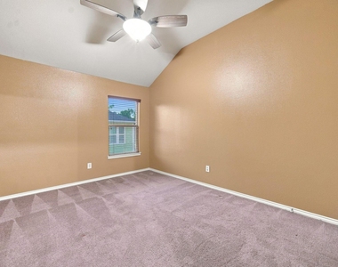 16551 Pentonshire Lane - Photo Thumbnail 38