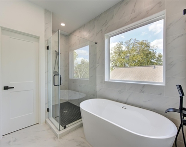 3639 Rebecca Street - Photo Thumbnail 4