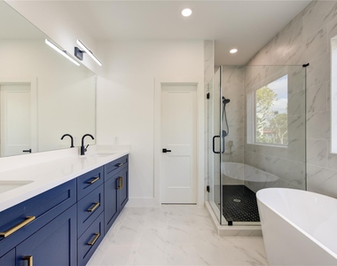 3639 Rebecca Street - Photo Thumbnail 7