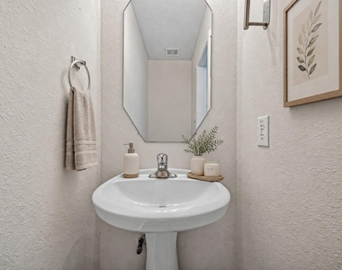 3312 Orchid Trace Lane - Photo Thumbnail 10