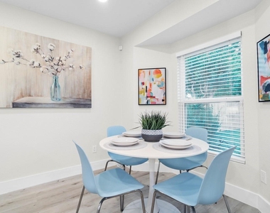 3138 Sunbeam Street - Photo Thumbnail 19