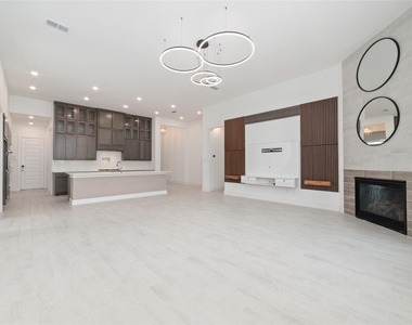 32018 Crested Knoll Court - Photo Thumbnail 22