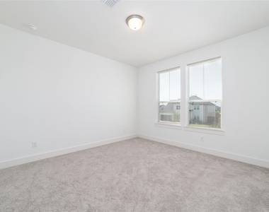 32018 Crested Knoll Court - Photo Thumbnail 35