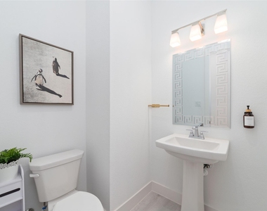 32018 Crested Knoll Court - Photo Thumbnail 26