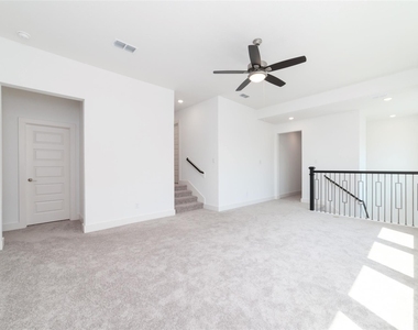 32018 Crested Knoll Court - Photo Thumbnail 39