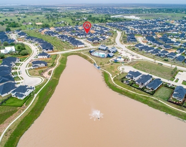 32018 Crested Knoll Court - Photo Thumbnail 45