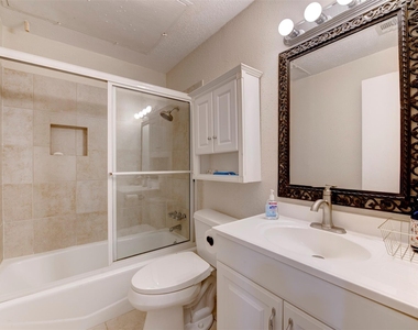 2300 Augusta Drive - Photo Thumbnail 14