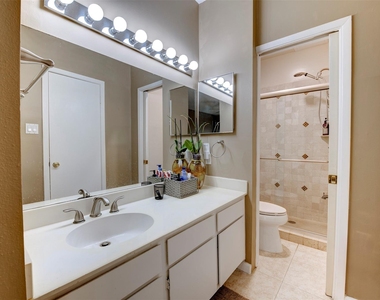 2300 Augusta Drive - Photo Thumbnail 20