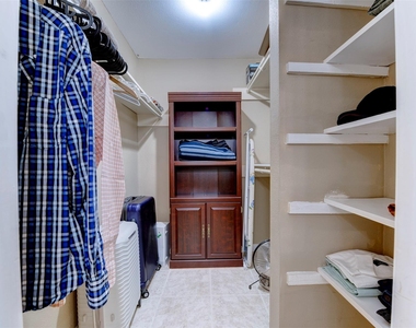 2300 Augusta Drive - Photo Thumbnail 22