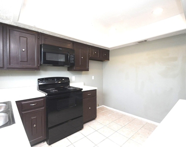 379 Richvale Lane - Photo Thumbnail 29