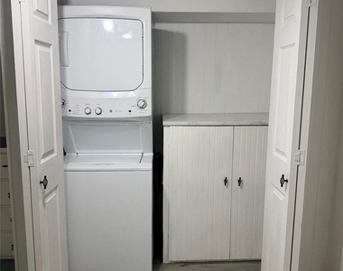 310 E Jack Street - Photo Thumbnail 19