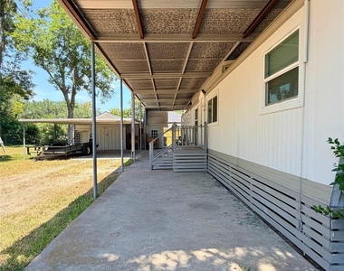 310 E Jack Street - Photo Thumbnail 9