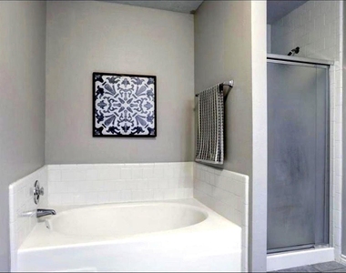 4508 Stonebridge Drive - Photo Thumbnail 14