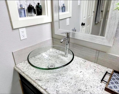 4508 Stonebridge Drive - Photo Thumbnail 16