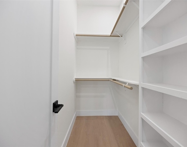 6332 Sidney Street - Photo Thumbnail 14