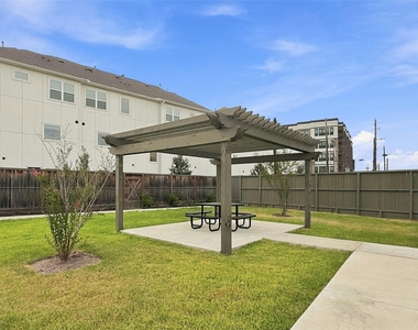 3019 Hicks Street - Photo Thumbnail 23