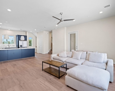 3019 Hicks Street - Photo Thumbnail 9