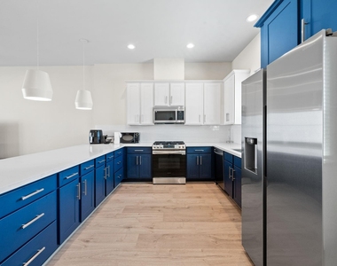 3019 Hicks Street - Photo Thumbnail 6