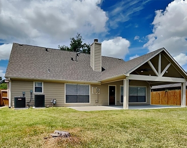 2915 Bentley Court - Photo Thumbnail 17