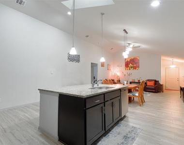 9857 Glen Brook Lane - Photo Thumbnail 14