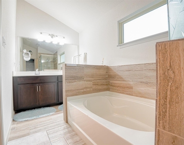 9857 Glen Brook Lane - Photo Thumbnail 17