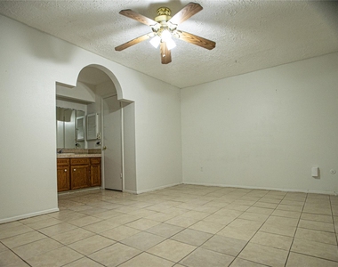 23115 Bright Star Drive - Photo Thumbnail 4