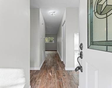 1808 N Red Cedar Circle - Photo Thumbnail 3