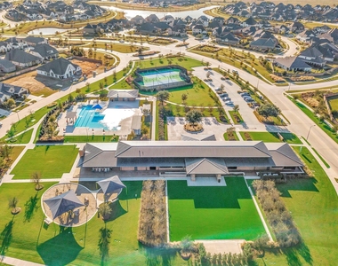6418 Shadowbrook Hollow Trail - Photo Thumbnail 17