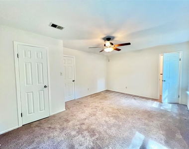 23 Dellforest Court - Photo Thumbnail 10