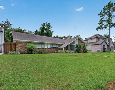 12411 Pinerock Lane - Photo Thumbnail 6