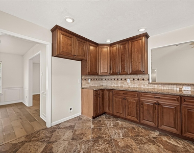 12411 Pinerock Lane - Photo Thumbnail 20