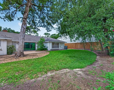 12411 Pinerock Lane - Photo Thumbnail 43