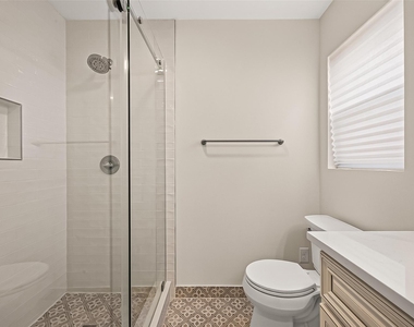 12411 Pinerock Lane - Photo Thumbnail 39