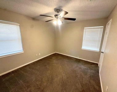 723 Cherry Valley Drive - Photo Thumbnail 13