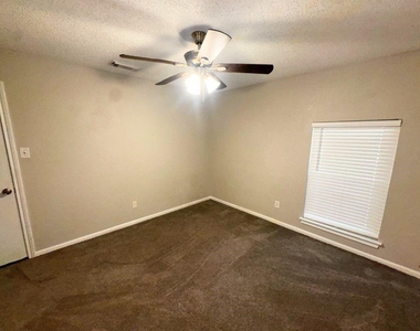 723 Cherry Valley Drive - Photo Thumbnail 10