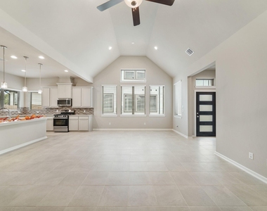 1547 Crystal Stream Drive - Photo Thumbnail 9