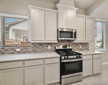 1547 Crystal Stream Drive - Photo Thumbnail 15