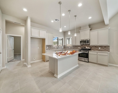 1547 Crystal Stream Drive - Photo Thumbnail 12