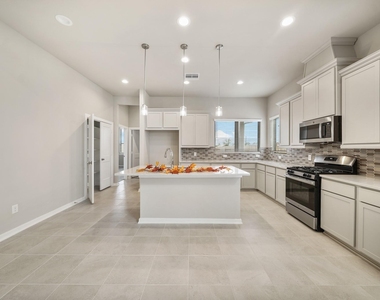 1547 Crystal Stream Drive - Photo Thumbnail 11