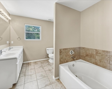 503 Pine Cluster Court - Photo Thumbnail 10