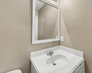 503 Pine Cluster Court - Photo Thumbnail 12