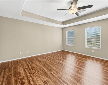503 Pine Cluster Court - Photo Thumbnail 7