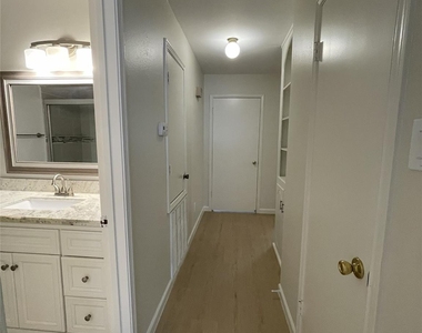 864 A Wax Myrtle Lane - Photo Thumbnail 10