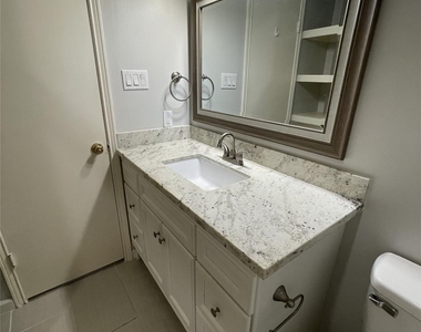 864 A Wax Myrtle Lane - Photo Thumbnail 16