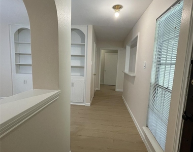 864 A Wax Myrtle Lane - Photo Thumbnail 3