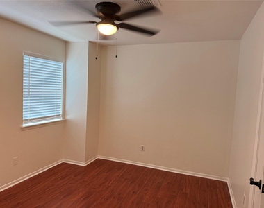 1114 Stoney Hill Drive - Photo Thumbnail 33