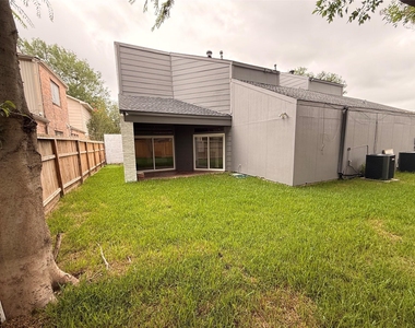 1114 Stoney Hill Drive - Photo Thumbnail 21