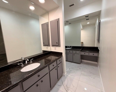 1114 Stoney Hill Drive - Photo Thumbnail 38