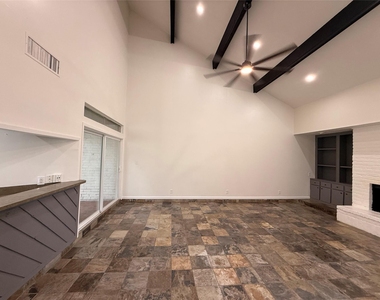 1114 Stoney Hill Drive - Photo Thumbnail 25