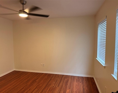 1114 Stoney Hill Drive - Photo Thumbnail 30